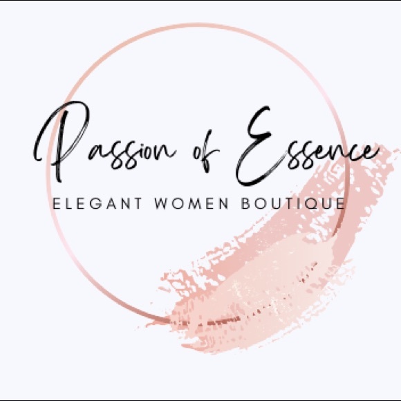 Plus Size It's the Queen's Birthday in February Tee-Shirt - Picture 3 of 3